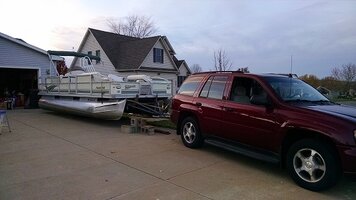 pontoon1.jpg